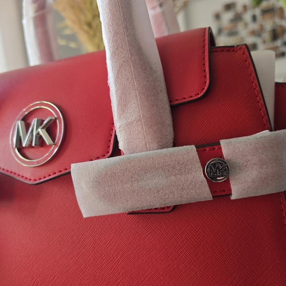 NWT Michael Kors Carmen medium belted satchel - Picture 5 of 8